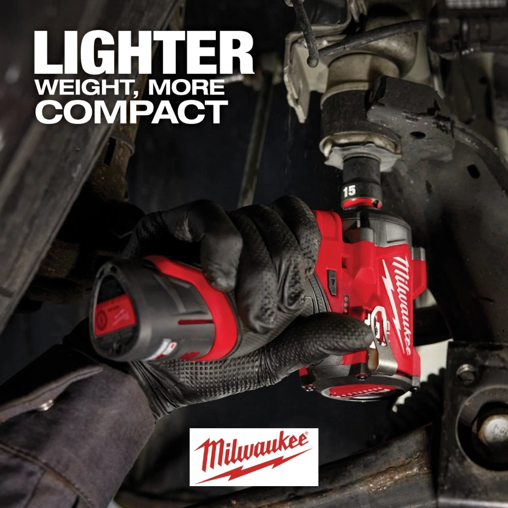 KIT LLAVE IMPACTO STUBBY M12 FUEL 1/2" CON 2 BATERIAS Y CARGADOR MILWAUKEE 2563-22