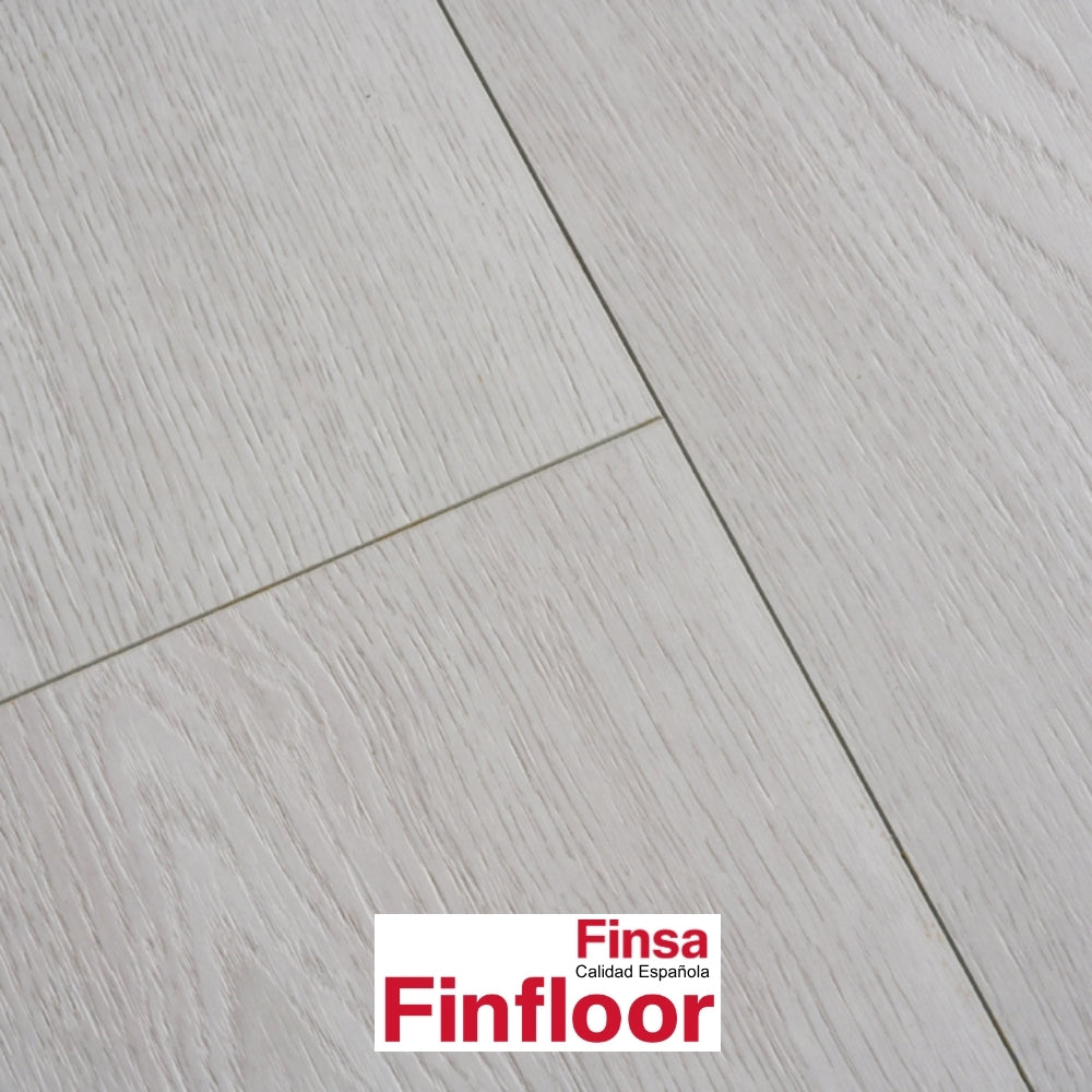 PISO FINFLOOR DURABLE EVOLVE 1331X194X8 mm ROBLE KALMAR BLANCO 2.07m2/CAJA