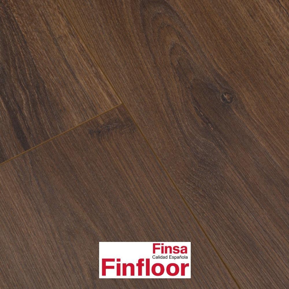 PISO FINFLOOR DURABLE EVOLVE 1,331X194X8 mm ROBLE KALAS NOZ 2.07m2/CAJA
