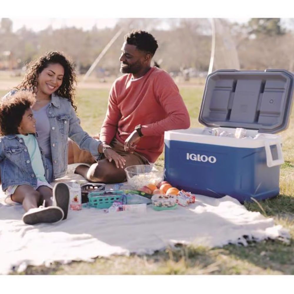 COOLER PORTÁTIL IGLOO LATITUDE 52 CUARTOS AZUL