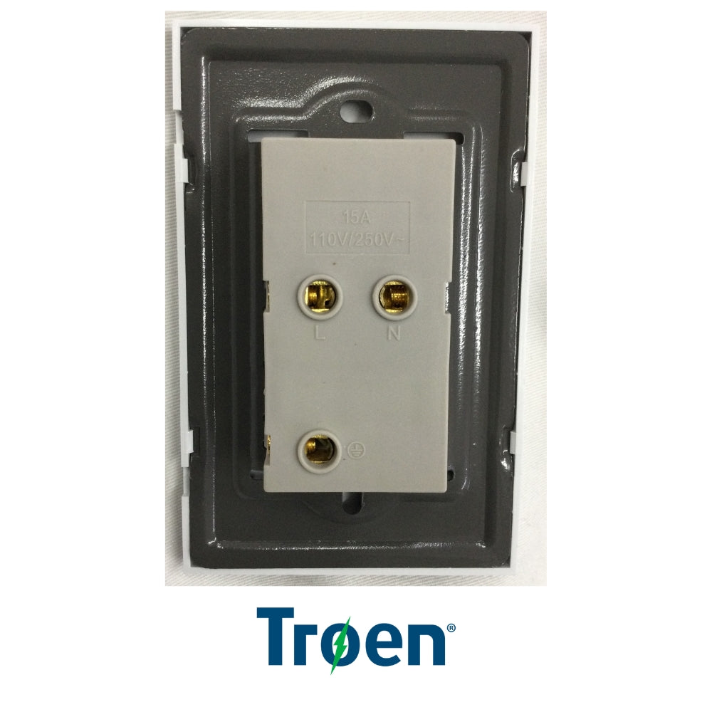 TOMACORRIENTE DOBLE BLANCO CON TIERRA 15A/125V