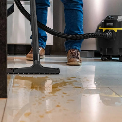 ASPIRADORA KARCHER WDL1 BLACK SOLIDOS Y LIQUIDOS 1000W