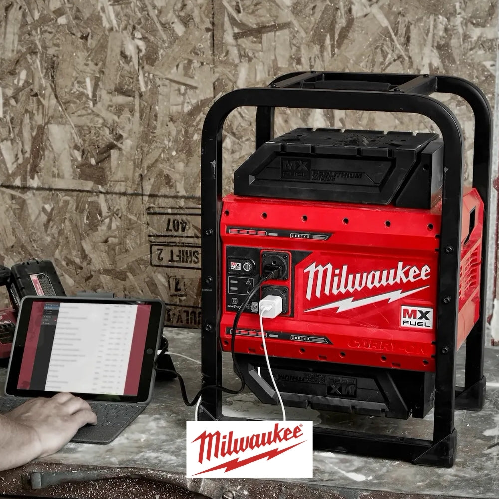 ESTACIÓN ENERGÍA PORTÁTIL MX FUEL 3600W/1800W MILWAUKEE MXF002-2XC