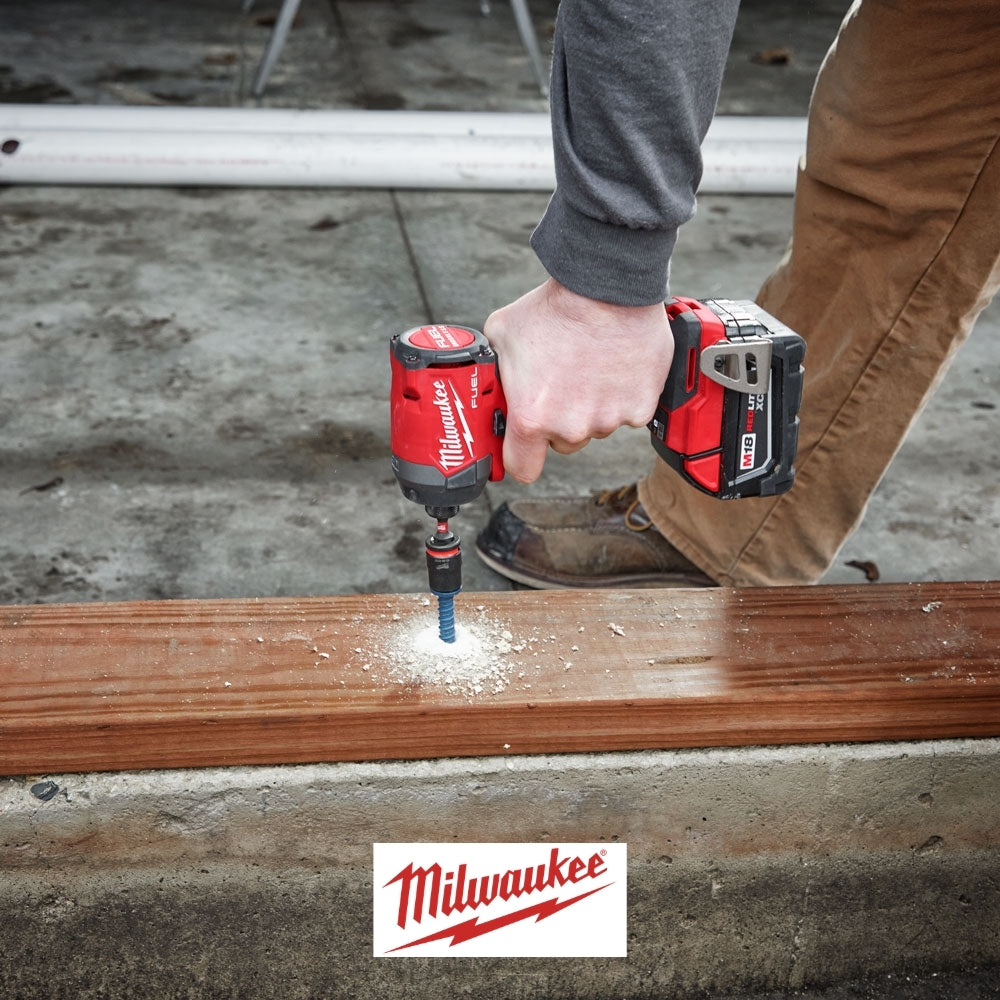KIT DE TALADRO/ATORNILLADOR Y ATORNILLADOR DE IMPACTO M18 FUEL CON 2 BATERIAS Y CARGADOR MILWAUKEE 3697-22