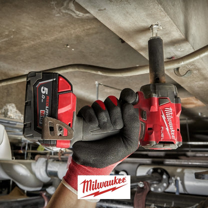 KIT LLAVE IMPACTO M18 FUEL 1/2" MID-TORQUE CON DOS BATERIAS Y CARGADOR MILWAUKEE 2962-22R