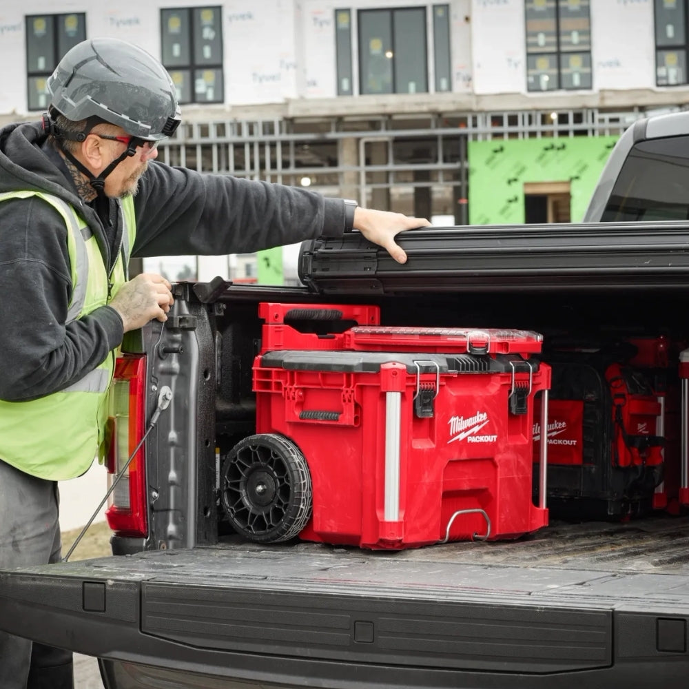 CAJA PACKOUT RODANTE MILWAUKEE 48-22-8427