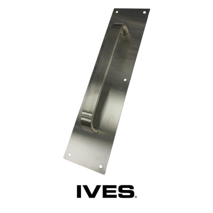 PLACA CON HALADOR DE ACERO INOXIDABLE 4 PULGADAS X 16 PULGADAS Y 10 PULGADAS DE CENTRO A CENTRO ACABADO US32D  (8305-0 4X16 10 PULGADAS CTC US32D/630 ) IVES