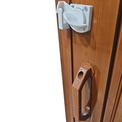 FERRETERIA PUERTA PLEGABLE -CHOCOLATE PVC (MANIGUETA CERRADURA/4UND RUEDAS)