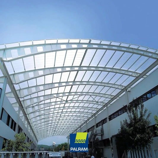 LAMINA DE POLICARBONATO ALVEOLAR 1.22m X 3.05m X 8mm (4 PIES X 10 PIES X  8mm) TRANSPARENTE PALRAM