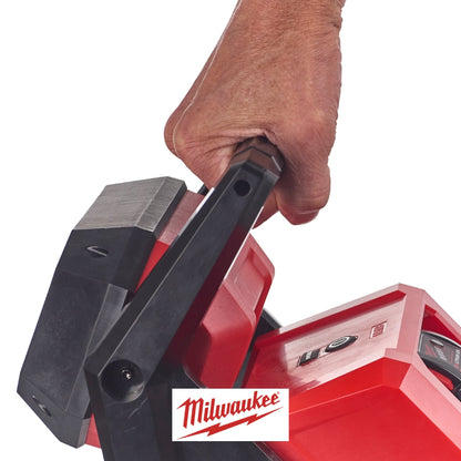 LUZ FLOOD ROVER M18 DUAL POWER MILWAUKEE 2366-20 (SIN BATERIA)