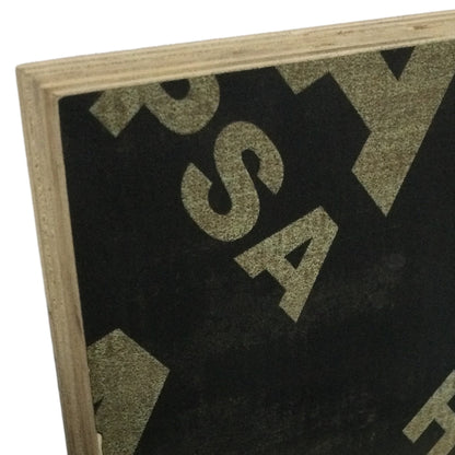 LAMINA PLYWOOD NEGRO PARA FORMALETA DE 4 PIES X 8 PIES X 18MM ESTANDAR