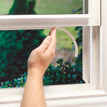SELLO PERIMETRAL PARA PUERTAS Y VENTANAS 7/32 PULG X 3/8 PULG X 17 PIES BLANCO
